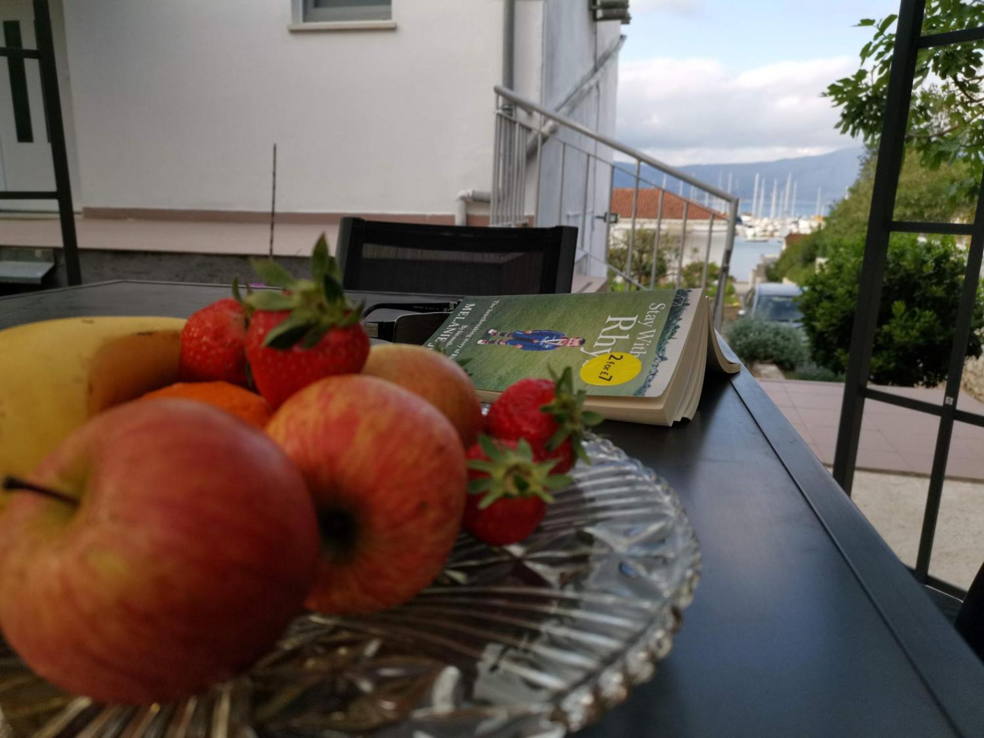 Apartments Lumbardina Лумбарда Екстериор снимка