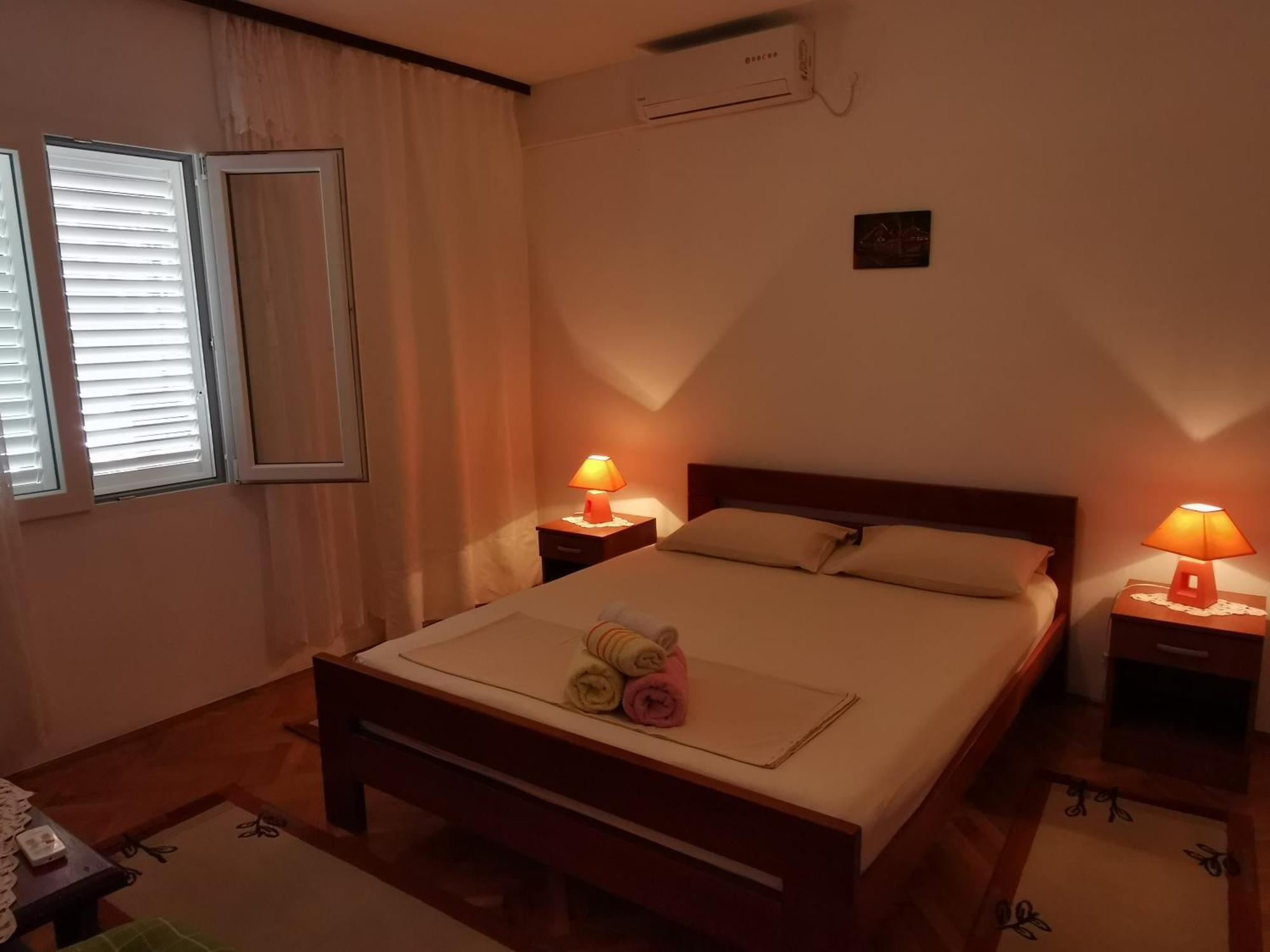 Apartments Lumbardina Лумбарда Стая снимка