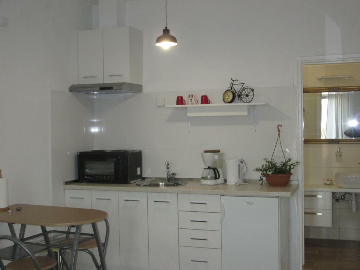 Apartments Lumbardina Лумбарда Екстериор снимка