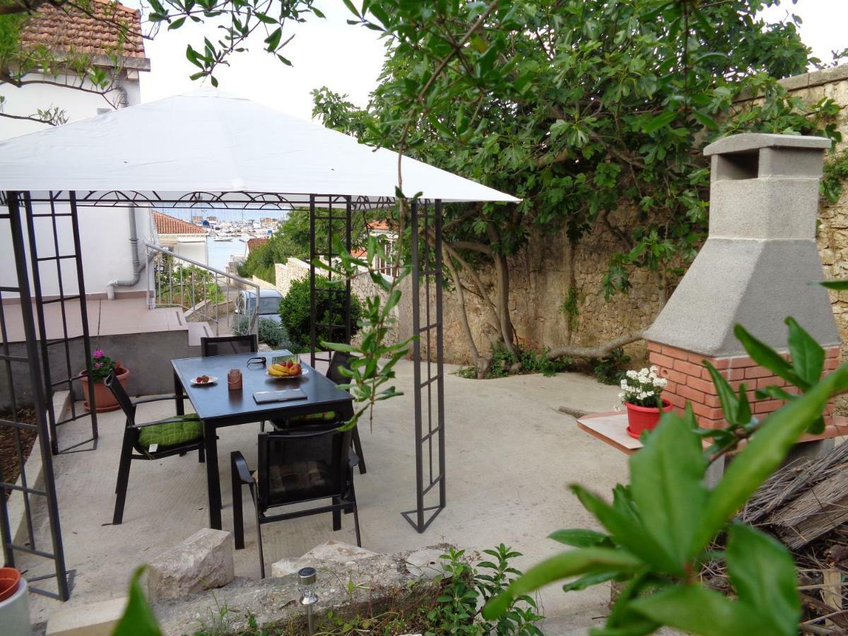 Apartments Lumbardina Лумбарда Екстериор снимка